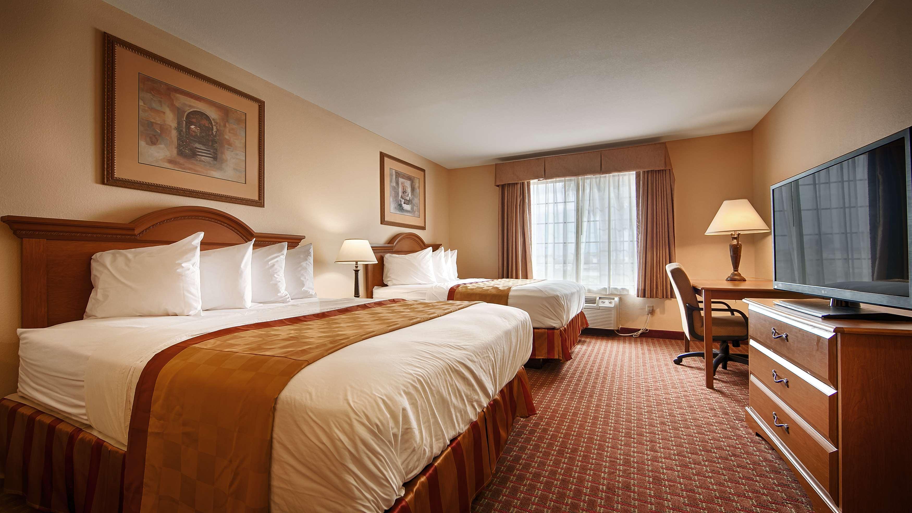 Best Western Casa Villa Suites Harlingen Exterior photo