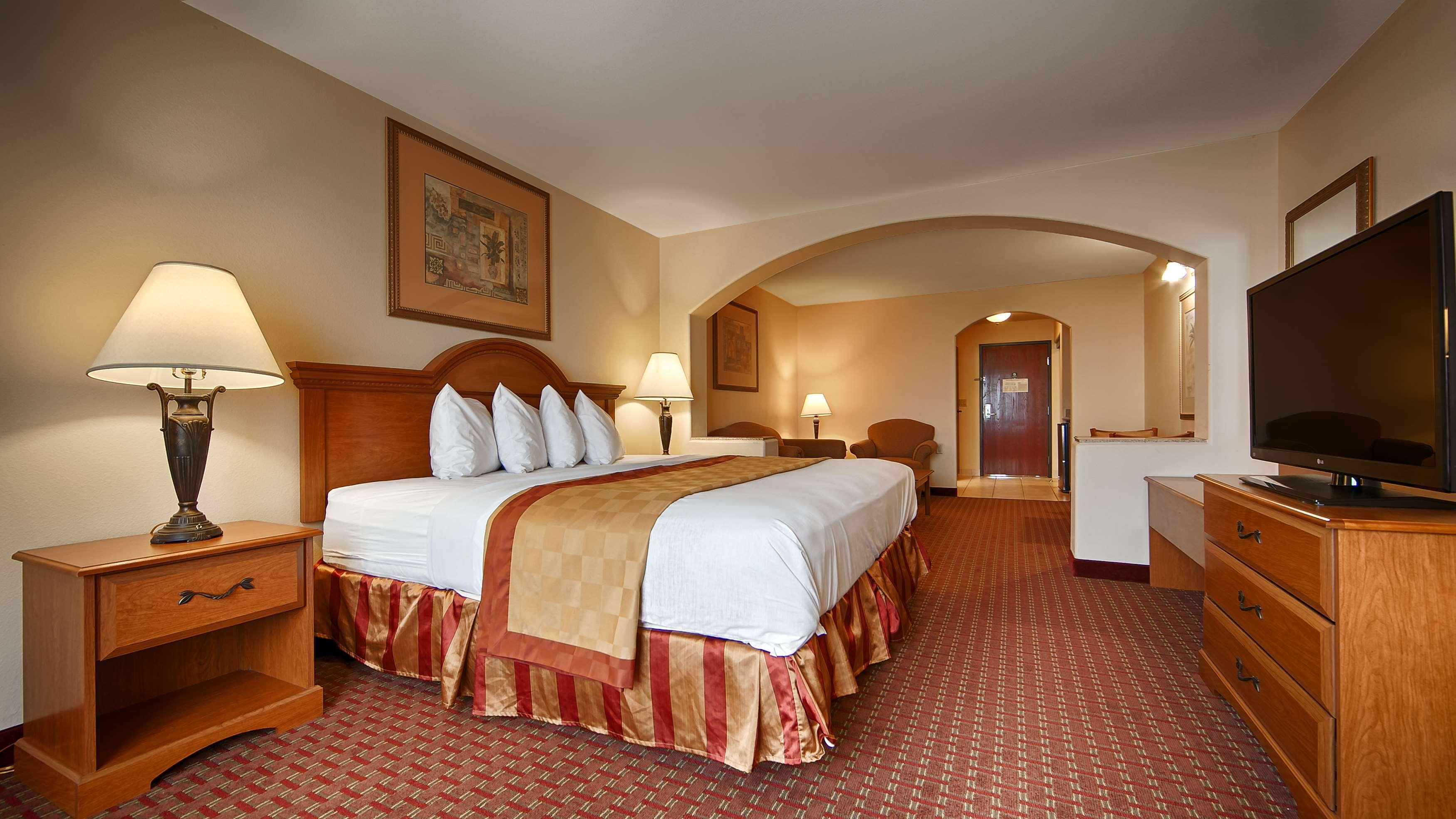 Best Western Casa Villa Suites Harlingen Exterior photo