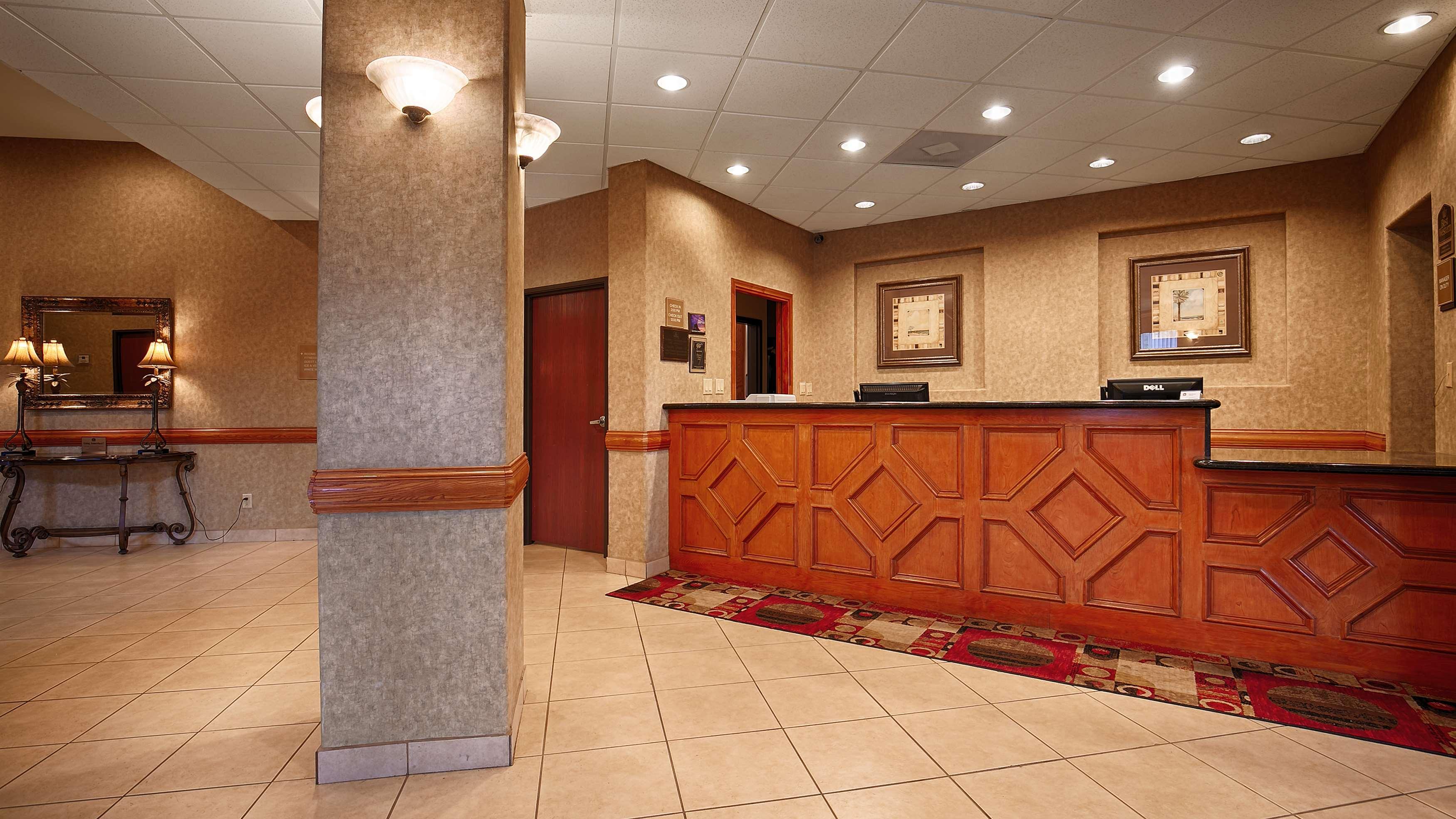 Best Western Casa Villa Suites Harlingen Exterior photo