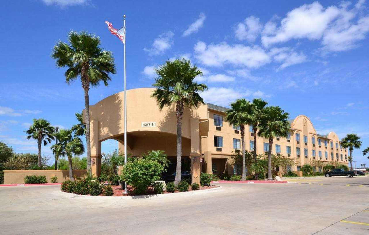 Best Western Casa Villa Suites Harlingen Exterior photo